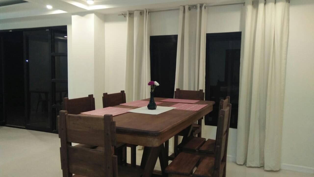 The Guest House Laoag Exteriör bild
